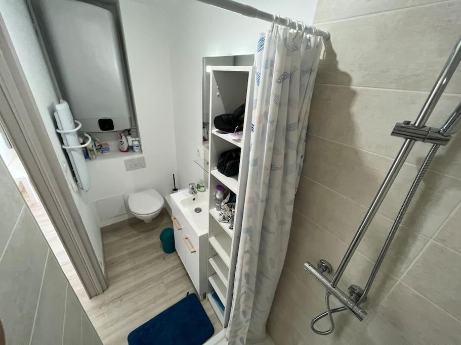 Le Carrousel - Apt Vue Mer - Plage A 10 M - Clim - Wifi Canet-en-Roussillon Exteriör bild