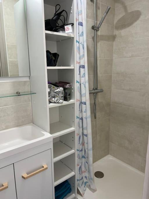 Le Carrousel - Apt Vue Mer - Plage A 10 M - Clim - Wifi Canet-en-Roussillon Exteriör bild